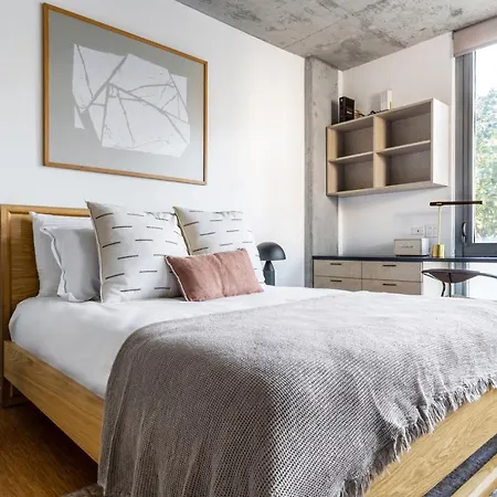 Lincoln Park Studio W Wd Patio Nr L Chi-326